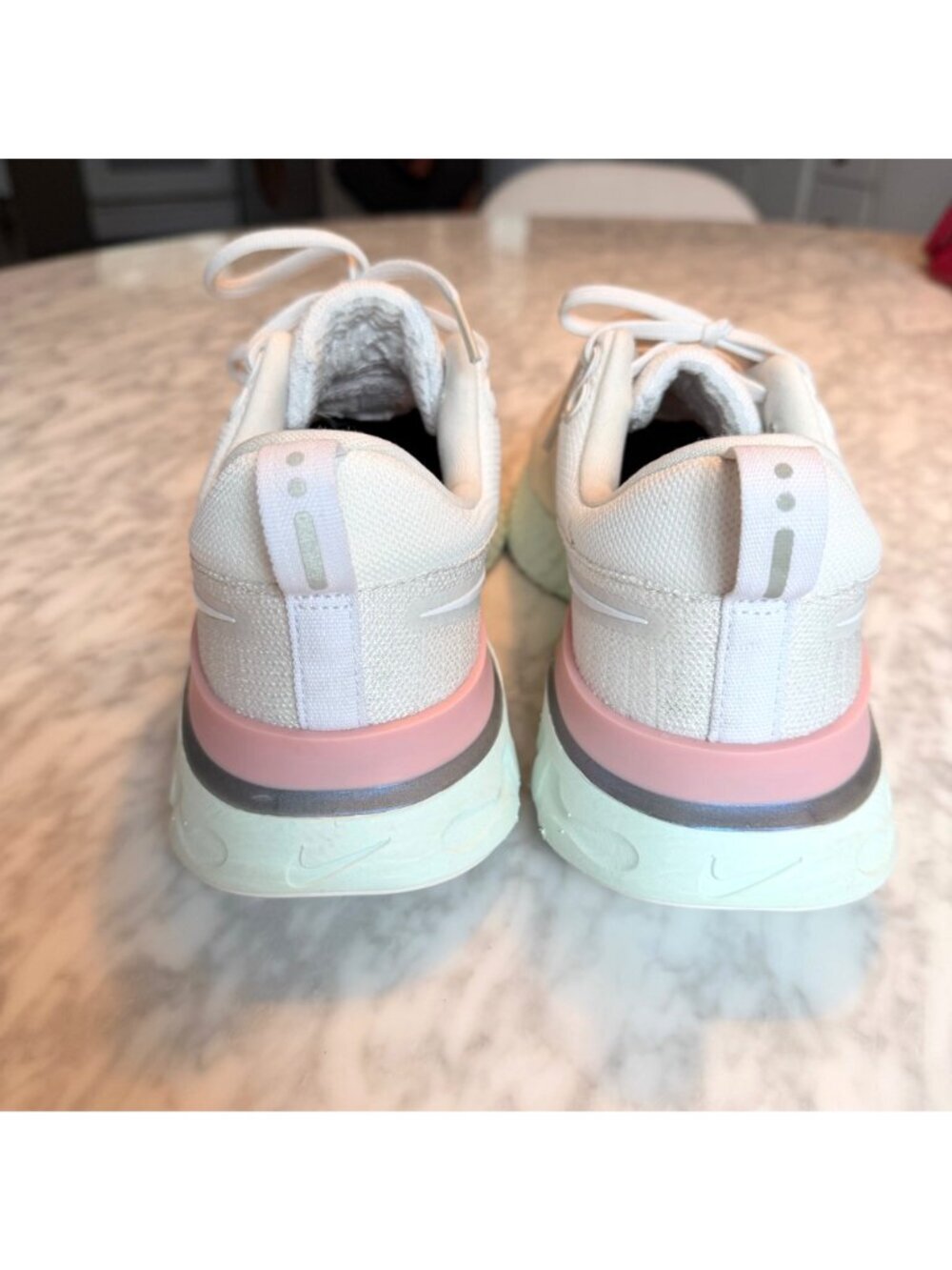 Nike React Infinity Run Flyknit 2 Womens Running Shoes White Pink Size 9/40.5 - Picture 6 of 11